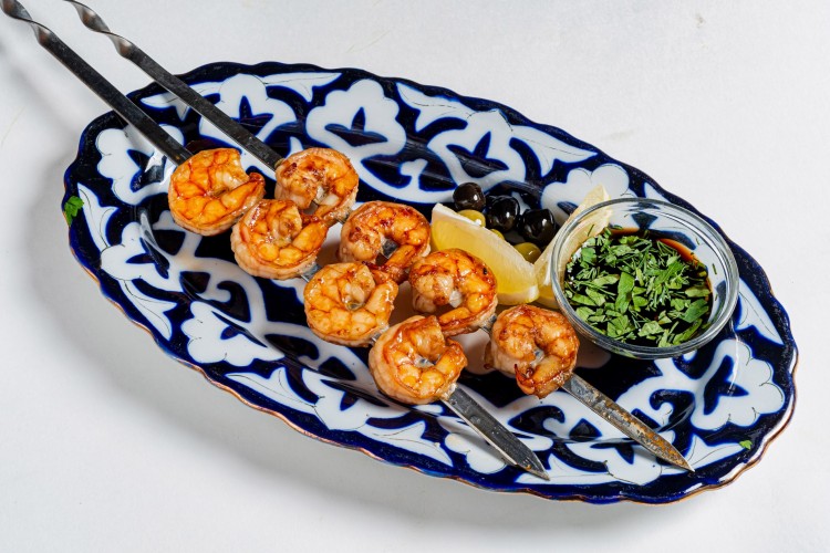 Креветки на мангале