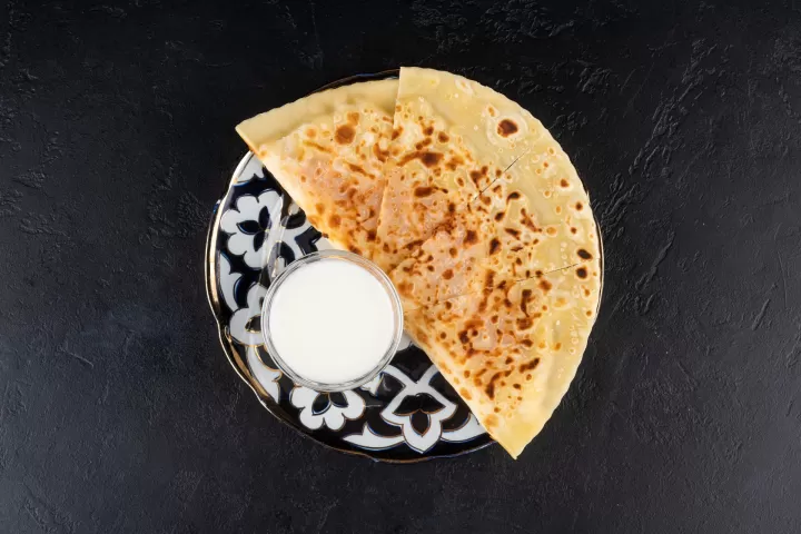 Кутабы с зеленью и сыром