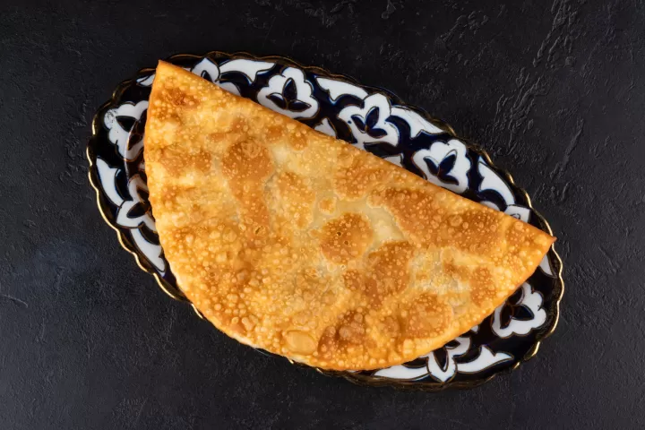 Чебурек с бараниной